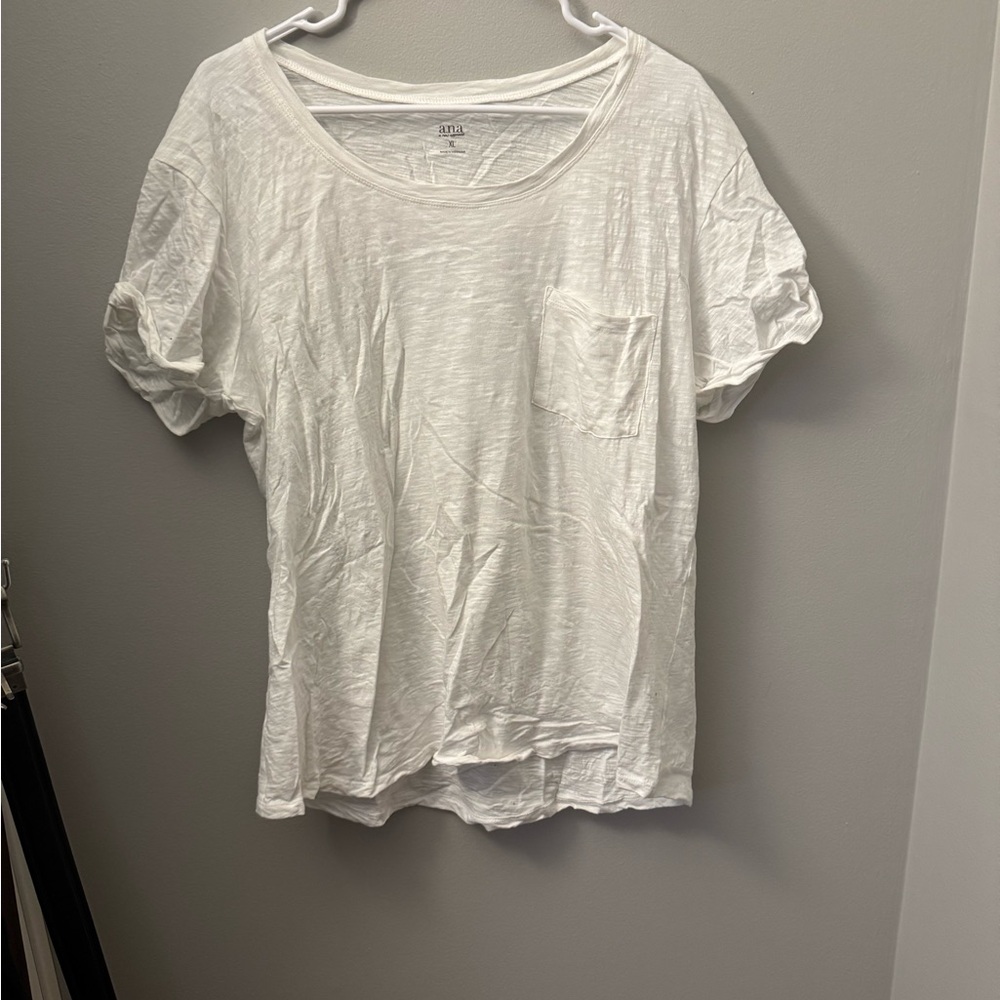 a.n.a Classic White Short Sleeve Tee